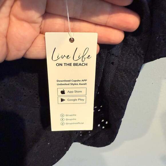 Cupshe Navy Eyelet Lace Flutter Sleeve Dress Women’s Small NWT - Picture 2 of 6